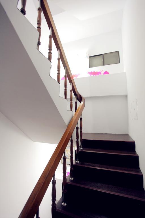Fundi Hotel Тайнань Экстерьер фото
